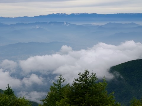 北アルプスの峰々