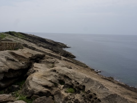 平根崎の波蝕甌穴群