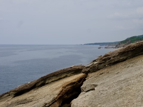 平根崎の波蝕甌穴群